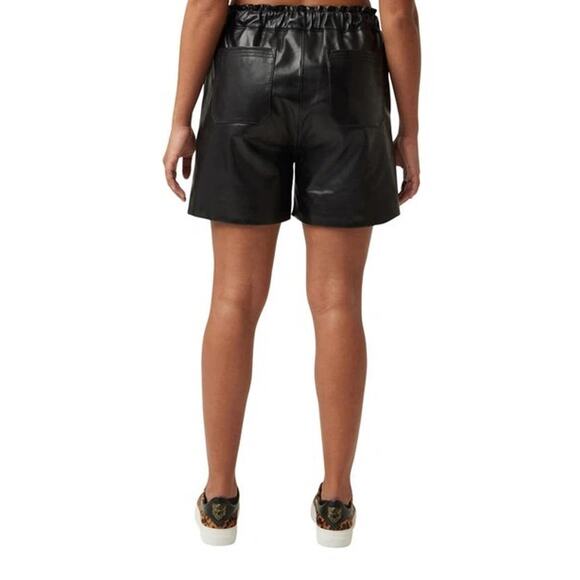 Lita by Ciara NWT‎ Wide Leg Drawstring Lamb Leather Shorts in Black Large - Picture 2 of 6
